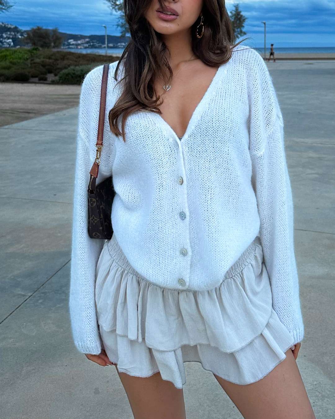 taylor cardigan off white